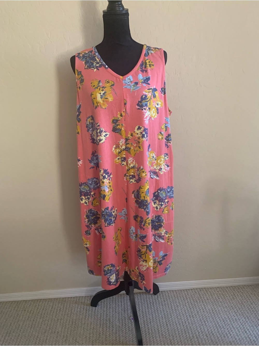 Denim & Co. Sleeveless Coral Floral V-Neck Shift Dress Size 1X Pockets